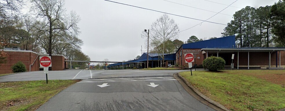 25 Sheraton Dr, Little Rock, AR à vendre - Photo de l’immeuble – Image 2 sur 8