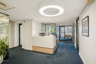 9 Avenue Franklin D. Roosevelt, Paris à louer Photo intérieure– Image 1 sur 16