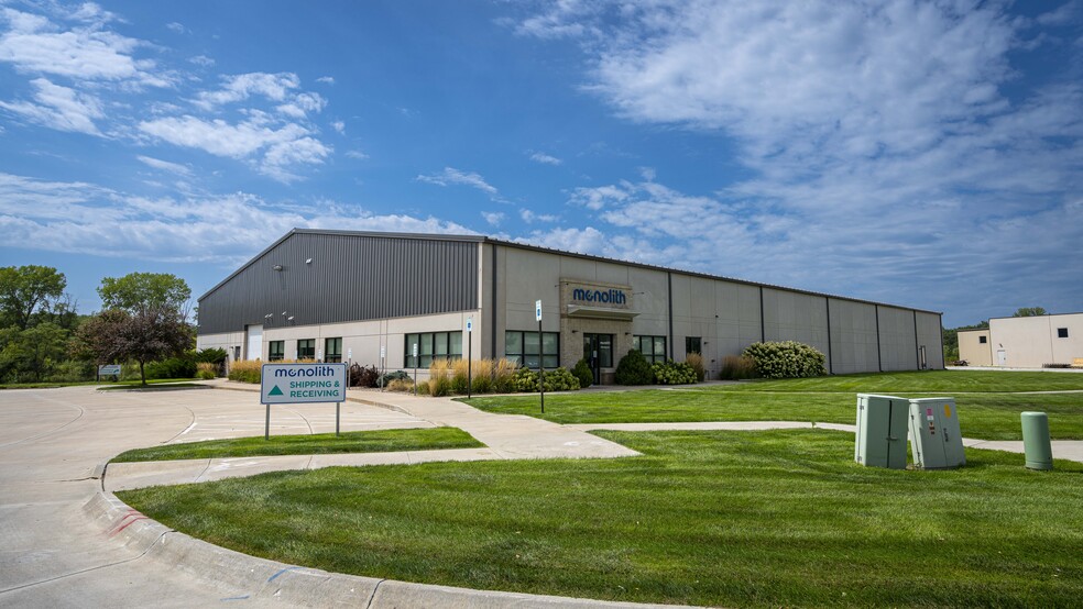 1110 Aries Dr, Lincoln, NE à louer - Photo de l’immeuble – Image 3 sur 13