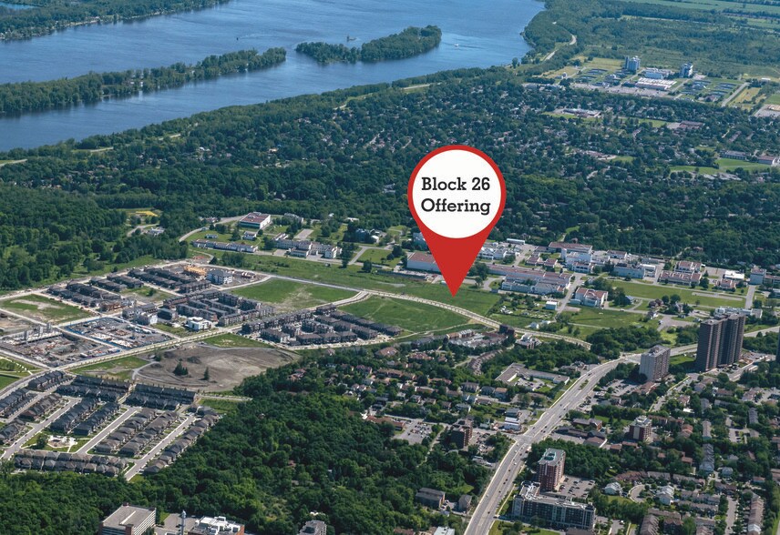Wateridge Village, Ottawa, ON à vendre - Aérien – Image 2 sur 4