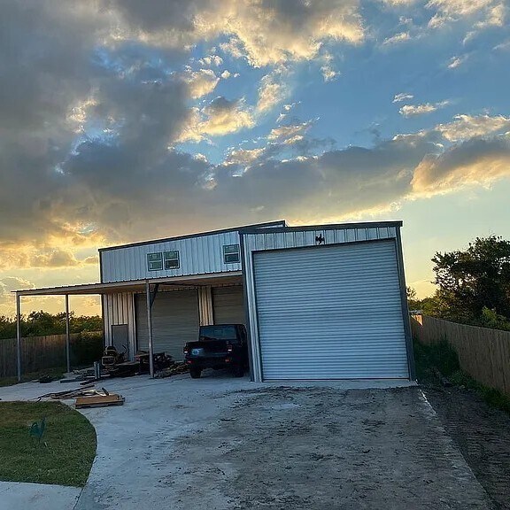 1006 23rd St, San Leon, TX à vendre - Photo de l’immeuble – Image 2 sur 14