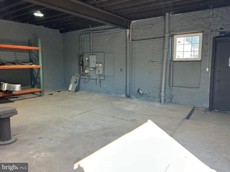 6216 Girard St, Philadelphia, PA à louer - Photo de l’immeuble – Image 2 sur 8