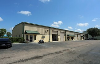 Plus de détails pour 2446 Success Dr, Odessa, FL - Industriel/Logistique à louer