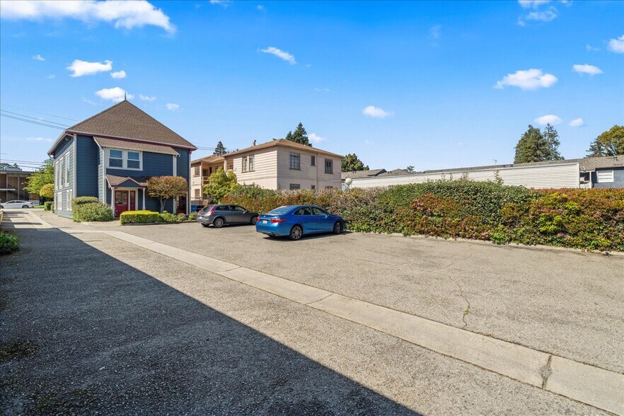 216 N San Mateo Dr, San Mateo, CA à vendre - Photo de l’immeuble – Image 2 sur 13