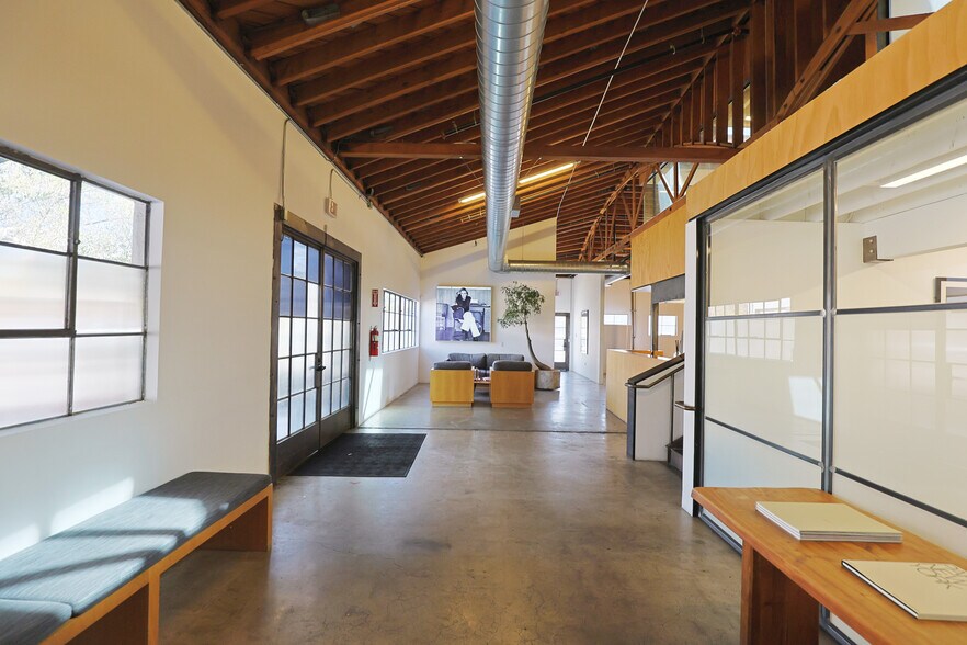 3578 Hayden Ave, Culver City, CA à louer - Photo de l’immeuble – Image 3 sur 16
