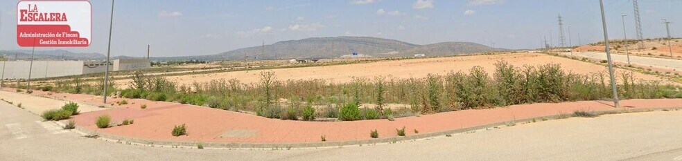 Terrain dans Caudete, Albacete à vendre - Photo de l’immeuble – Image 2 sur 5
