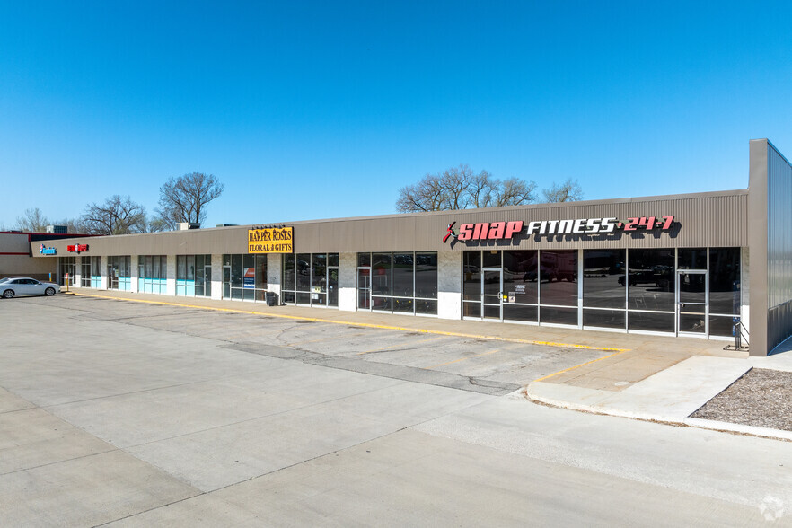 401-509 1st Ave, Perry, IA à vendre - Photo de l’immeuble – Image 3 sur 6