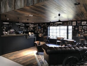 Old Portsmouth Rd, Guildford à louer Photo intérieure– Image 1 sur 4