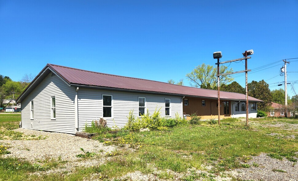 4005 NY-60, Jamestown, NY à vendre - Photo principale – Image 1 sur 17