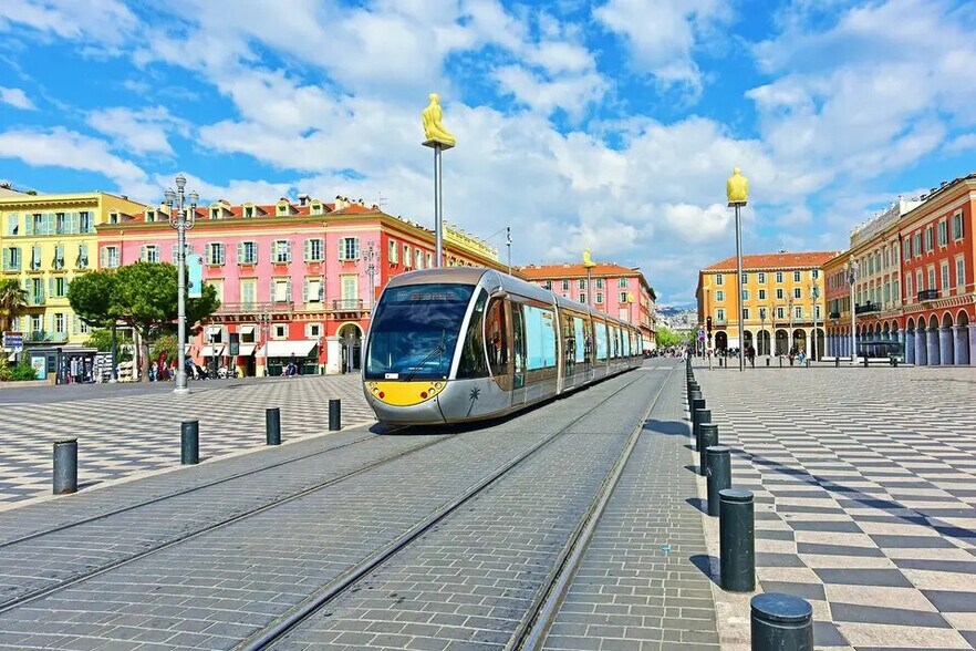 Local commercial dans Nice à vendre - Photo de l’immeuble – Image 3 sur 3