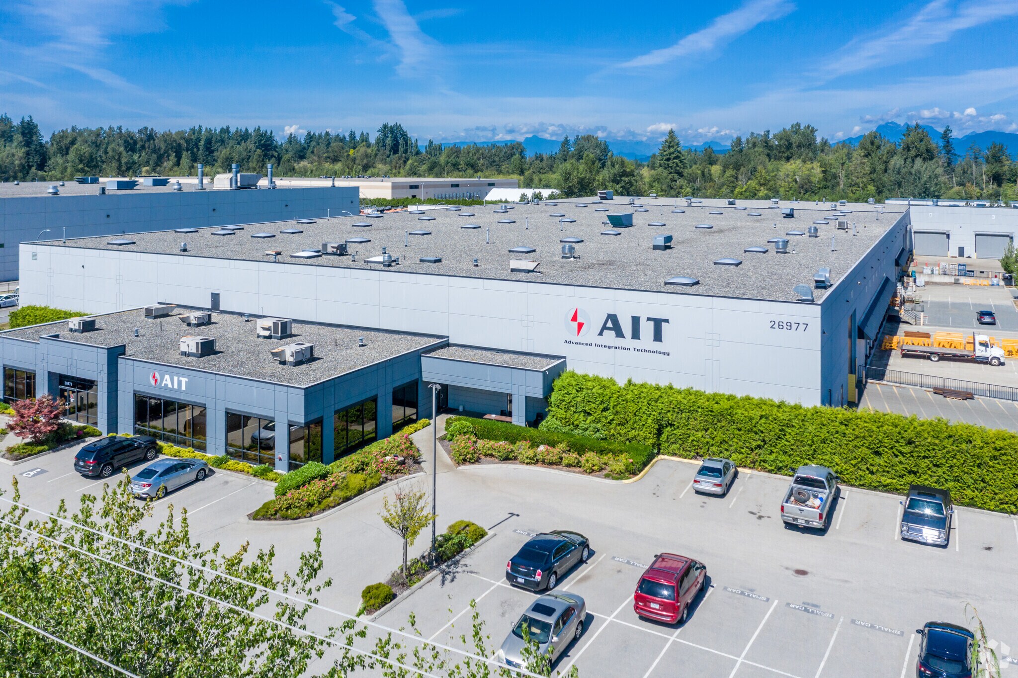 26977 56th Ave, Langley, BC à louer Photo principale– Image 1 sur 5