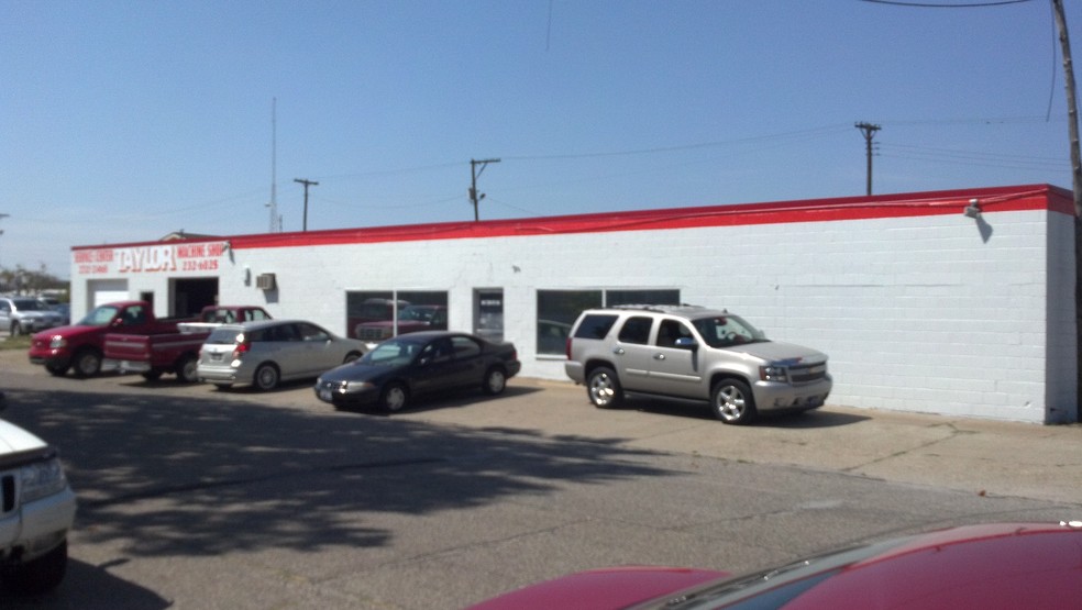 124 N 2nd St, Terre Haute, IN à louer - Photo de l’immeuble – Image 2 sur 10