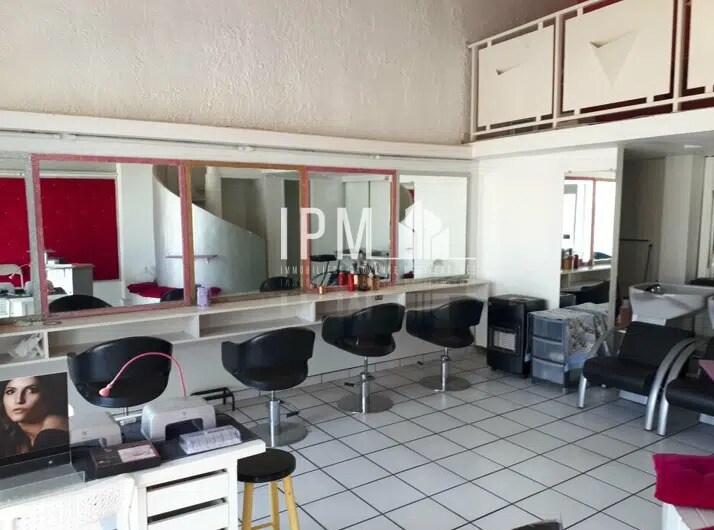 Local commercial dans Marseille à louer Photo intérieure– Image 1 sur 7