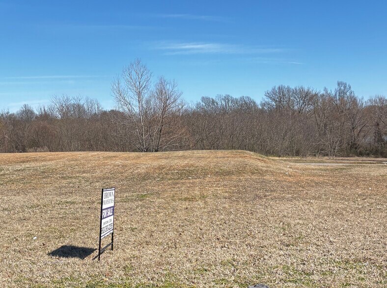 8926 Airways, Southaven, MS à vendre - Photo de l’immeuble – Image 2 sur 5