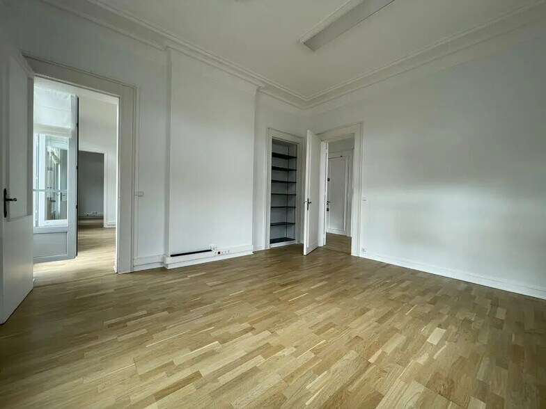 Bureau dans Le Havre à louer - Photo de l’immeuble – Image 2 sur 10