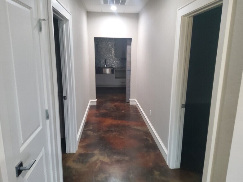 10620 AR-72W, Bentonville, AR à louer - Photo de l’immeuble – Image 2 sur 7