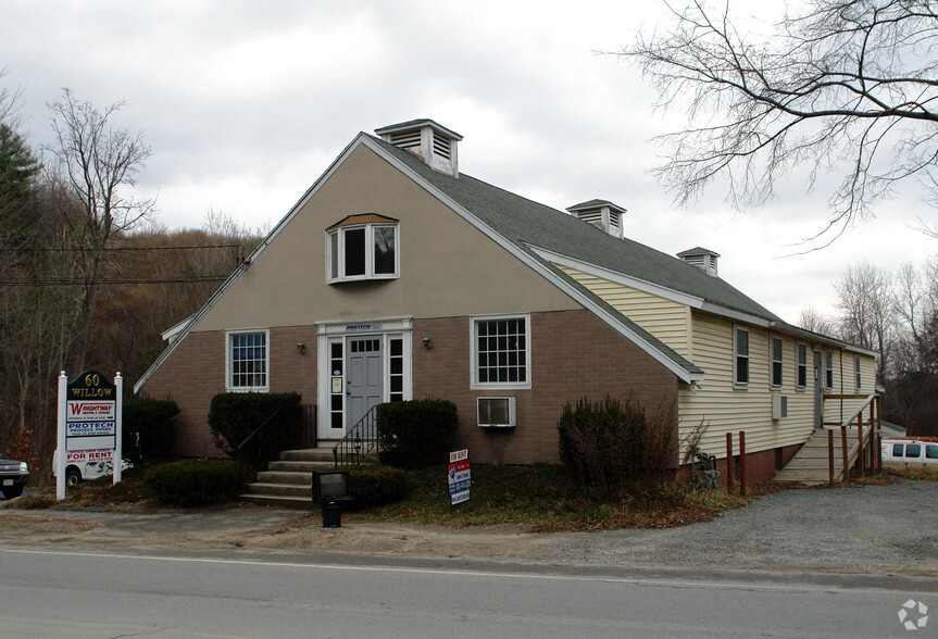 60 Willow Rd, Ayer, MA à louer - Photo de l’immeuble – Image 3 sur 15