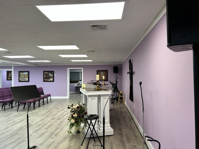 4474 Middle Country Rd, Calverton, NY à louer - Photo intérieure – Image 3 sur 20