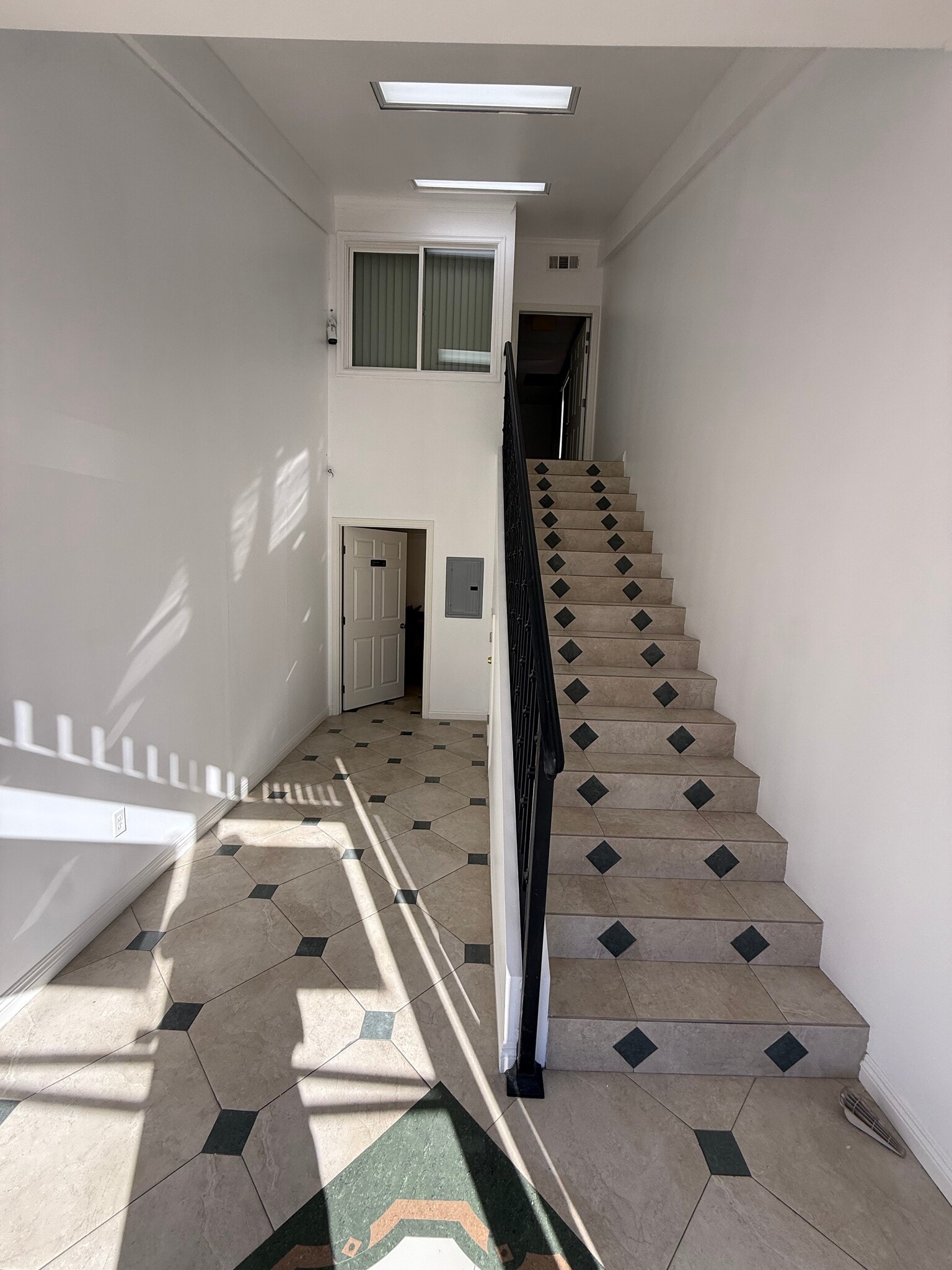 9310-9320 Reseda Blvd, Northridge, CA à louer Photo intérieure– Image 1 sur 6