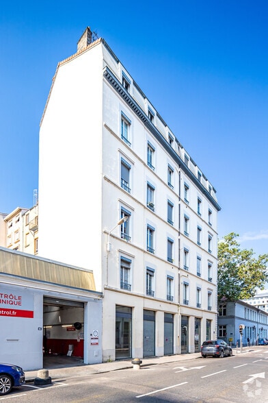 59 Rue Bellecombe, Lyon à louer - Photo de l’immeuble – Image 2 sur 2