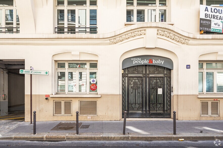 14 Rue Cambacérès, Paris à louer - Photo de l’immeuble – Image 3 sur 16