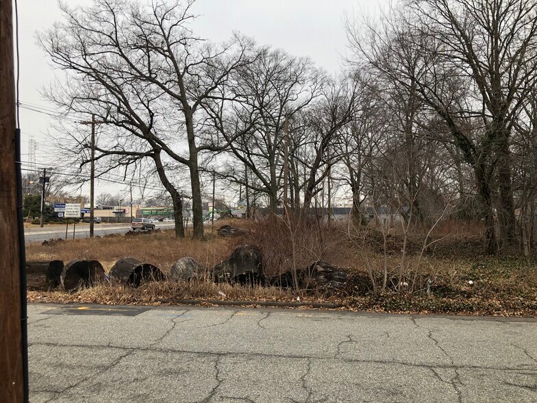 958 US Highway 1, Avenel, NJ à vendre - Photo de l’immeuble – Image 3 sur 5