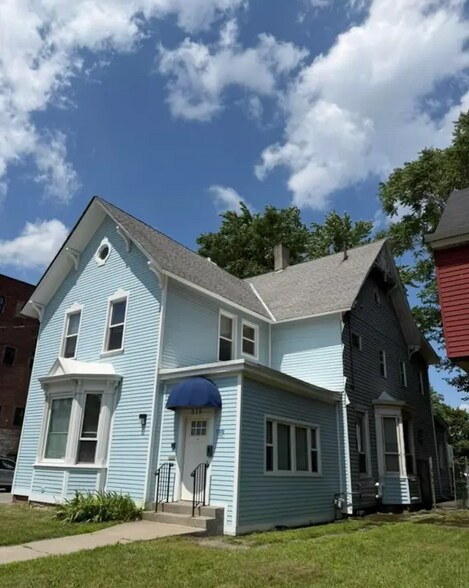 519 Clinton Ave, Albany, NY à vendre - Photo de l’immeuble – Image 2 sur 15