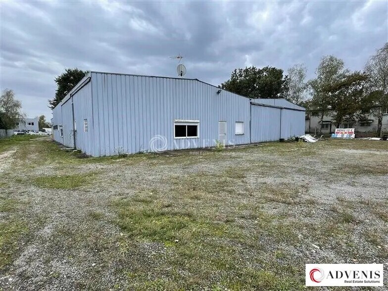 Local d'activités dans Cestas à vendre - Photo de l’immeuble – Image 3 sur 11