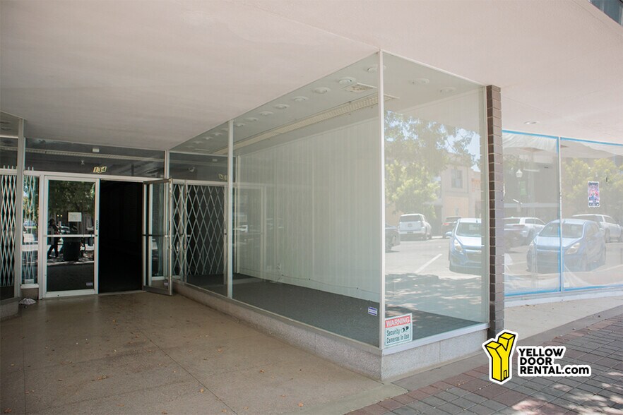 134 S K St, Tulare, CA à louer - Photo de l’immeuble – Image 2 sur 14