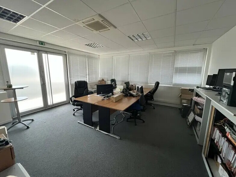 Bureau dans Bayonne à louer - Photo de l’immeuble – Image 3 sur 3