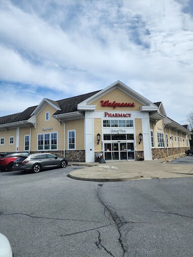 3732 US Highway 9W, Highland, NY à louer - Photo principale – Image 1 sur 2