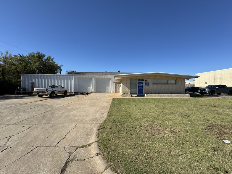 4721 N Walnut Ave, Oklahoma City, OK à louer - Photo de l’immeuble – Image 1 sur 11