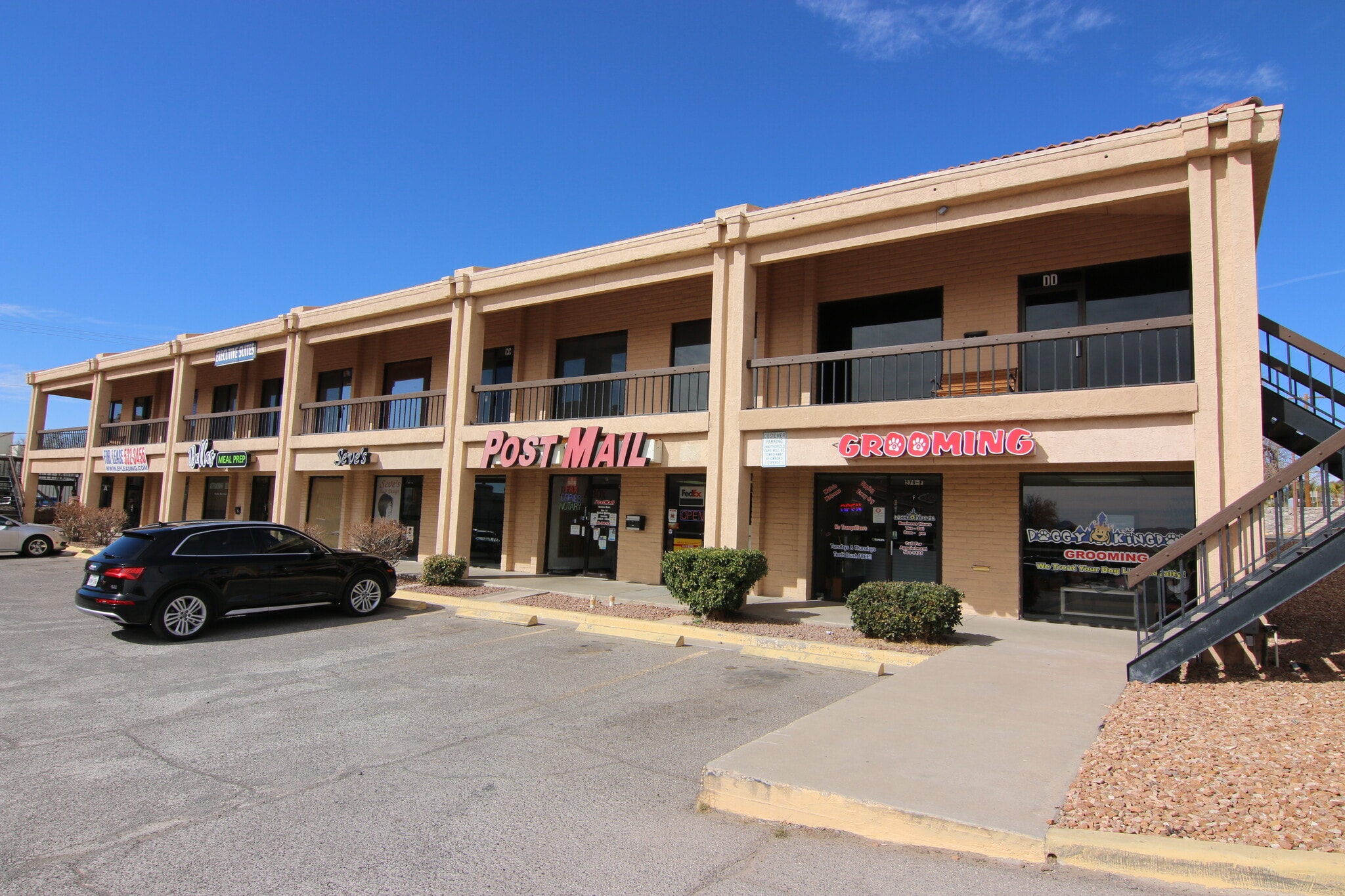 255 Shadow Mountain Dr, El Paso, TX à louer Photo de l’immeuble– Image 1 sur 3