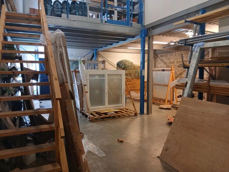 Local d'activités dans Saint-Avé à vendre - Photo de l’immeuble – Image 2 sur 4