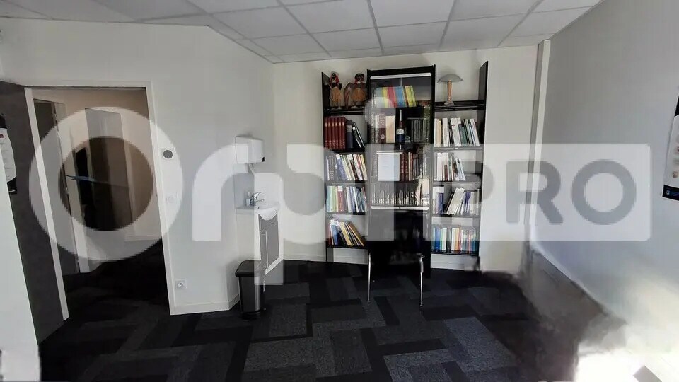 Bureau dans La Baule-Escoublac à louer - Photo intérieure – Image 2 sur 4