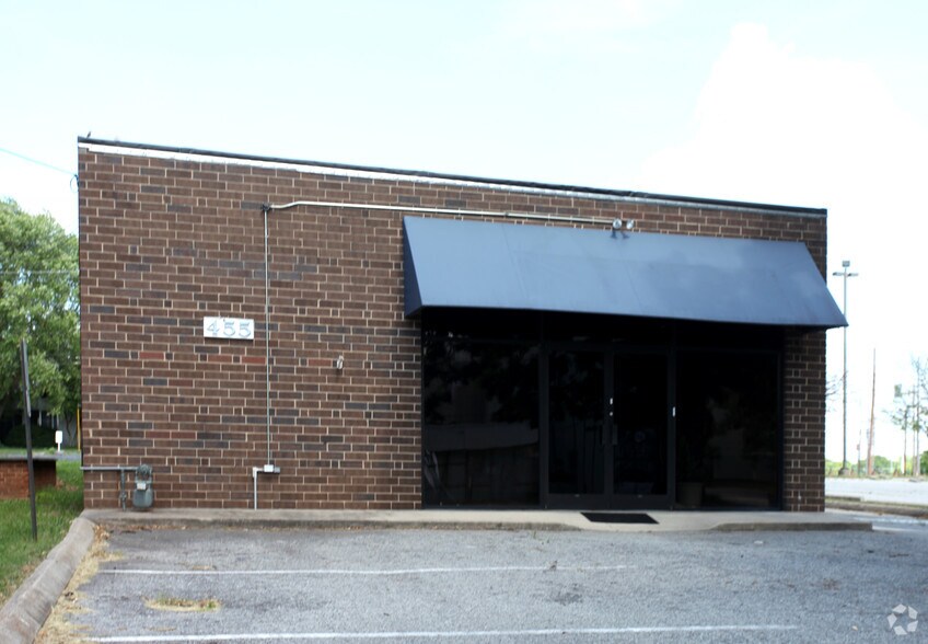 455 S Main St, High Point, NC à louer - Photo de l’immeuble – Image 2 sur 5