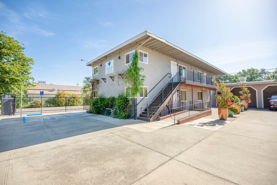 917-923 Drever St, West Sacramento, CA à vendre - Photo de l’immeuble – Image 2 sur 31