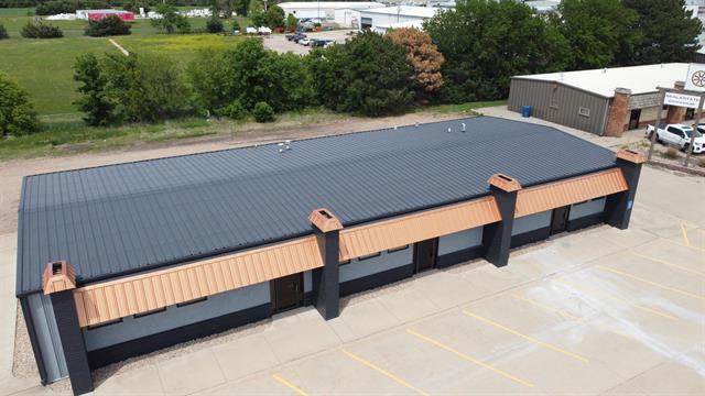 2412 Highway 30, Kearney, NE à vendre - Photo de l’immeuble – Image 2 sur 50
