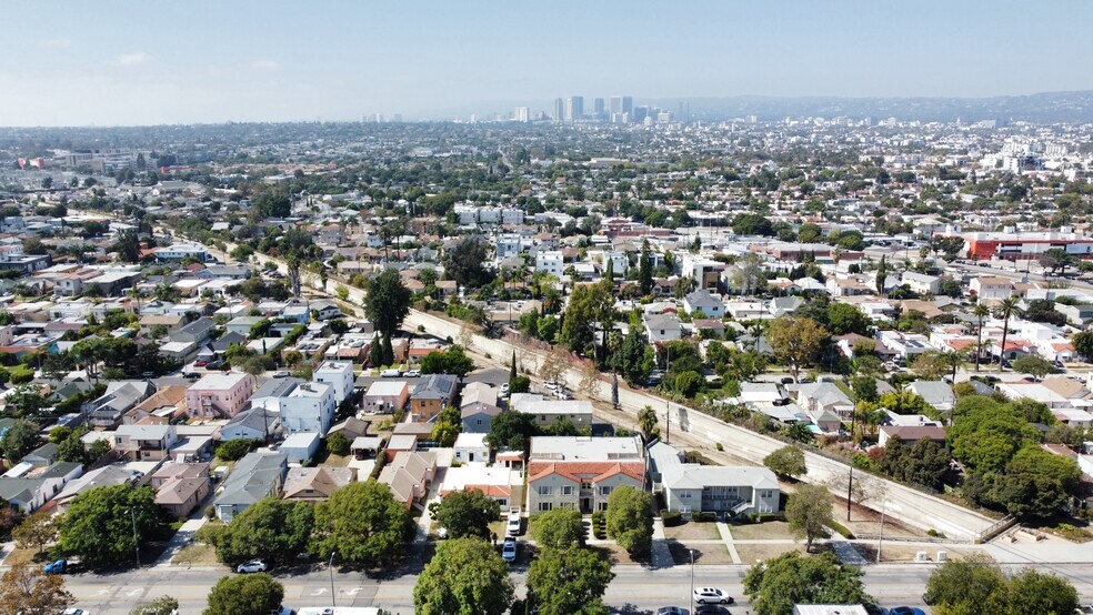 1815 Hauser Blvd, Los Angeles, CA à vendre - Photo de l’immeuble – Image 3 sur 14