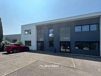 Plus de détails pour Bureau, Local d'activités à louer