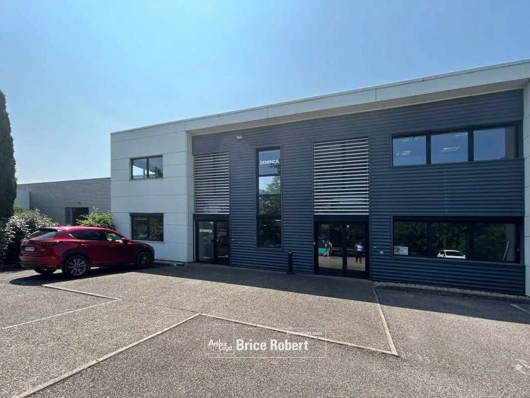 Bureau dans Saint-Priest à louer Photo de l’immeuble– Image 1 sur 7