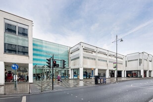Liberty 1 Shopping Centre - Local commercial