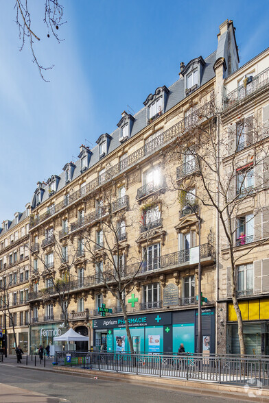 Bureau dans Paris à louer - Photo principale – Image 1 sur 2