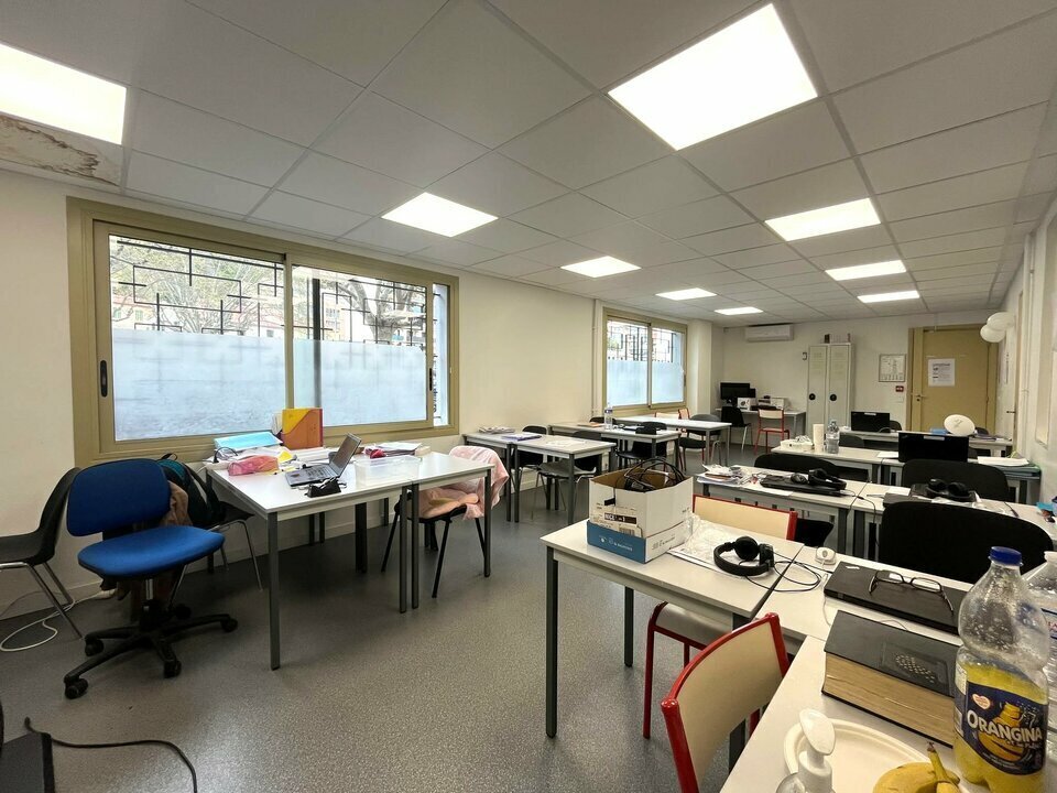 Bureau dans Cagnes-sur-Mer à vendre Photo intérieure– Image 1 sur 13