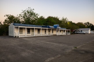 Plus de détails pour 215 Highway 124, Winnie, TX - Local d'activités à louer