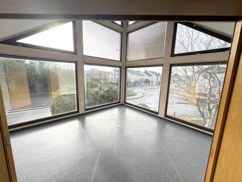 Bureau dans Versailles à louer - Photo intérieure – Image 3 sur 12