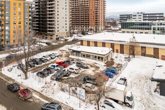 7730-7740 Rue Du Mans, Saint-leonard, QC - VUE AÉRIENNE  vue de carte