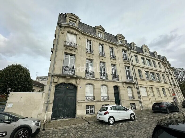 Bureau dans Reims à vendre - Photo de l’immeuble – Image 1 sur 8