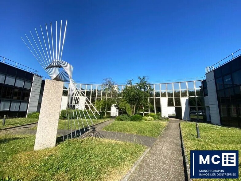 Bureau dans Strasbourg à louer - Photo de l’immeuble – Image 1 sur 6