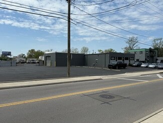 Plus de détails pour 4453 Sycamore Rd, Cincinnati, OH - Local d'activités à louer